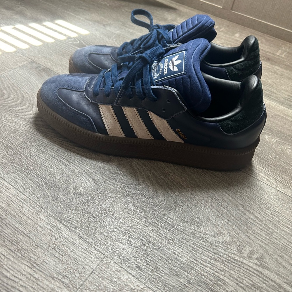 Adidas Men's Dark Blue sambas XL